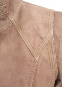 Farbe: beige