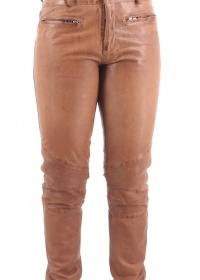 Farbe: cognac