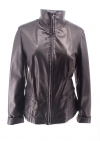 Farbe: schwarz