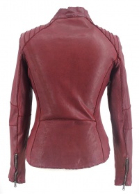 Farbe: oxred